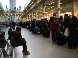 Quienes tenían pasajes y no pudieron realizar el viaje por el incidente, pueden cambiar de fecha o devolver los boletos. AFP / L. Neal