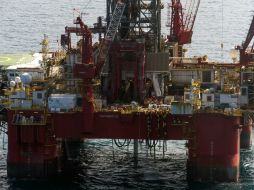 Uno de los problemas que afectó el crecimiento económico del país, fue la volatilidad del petróleo. AFP / ARCHIVO