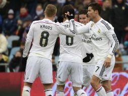 El holandés no entiende porqué no se ha reconocido a los jugadores que realizan un excelente futbol. EFE / S. Barrenechea