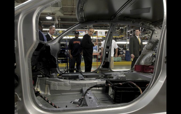 El empleo en el sector manufacturero reportó ascensos en los subsectores de fabricación de equipo de transporte. EFE / ARCHIVO