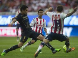 Cabrera recibió dos tarjetas amarillas en el duelo frente a Chivas, hecho que lo llevó a la expulsión. EL INFORMADOR / ARCHIVO