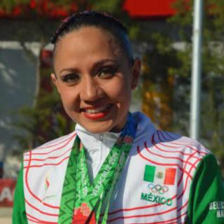 Mariana Cifuentes se retira del nado sincronizado