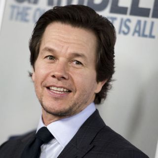 Acusan a Mark Wahlberg de ataques raciales