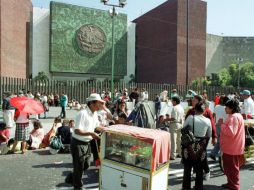Locatarios de mercados arriban a la Cámara de Diputados. NTX / ARCHIVO