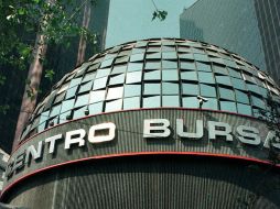 El mercado accionario local cerró en línea con los índices de EU. NTX / ARCHIVO