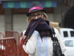 Entre las medidas de seguridad para preservar la salud e integridad física, se recomienda cubrirse boca y nariz en el exterior. NTX / ARCHIVO