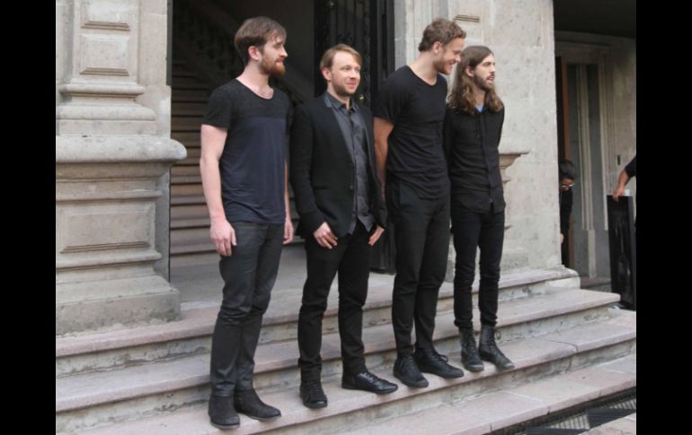 El cuarteto recibió Doble Disco de Platino por las altas ventas de su anterior álbum de 2012 'Night Visions'. NTX / ARCHIVO