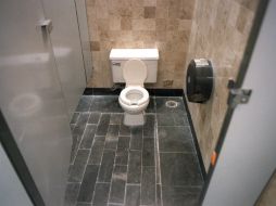 En cuanto al uso de nuevas tecnologías, también algunos aprovechan para hablar por celular y enviar mensajes de texto. EL INFORMADOR / ARCHIVO