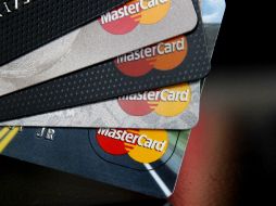Mastercard Inc. indica que los tarjetahabientes deberán contactar a su banco antes de hacer transacciones en Cuba. AP / ARCHIVO