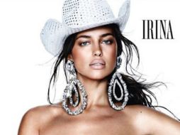 Con sombrero blanco y unos elegantes aretes largos, la rusa aparecerá en la edición de febrero de una conocida revista española. INSTAGRAM / @irinashayk