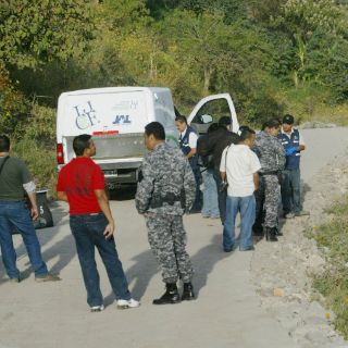 Localizan restos óseos en la Barranca de Huentitán