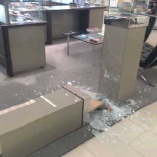 Al menos 10 hombres robaron joyería de Santa Fe: Rubalcava