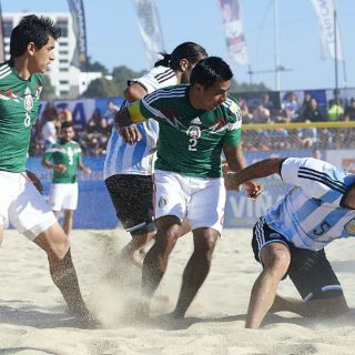 El 'Tri' de futbol de playa vence a Chile y tiene opción a título