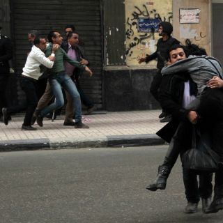 Manifestante muere en El Cairo en aniversario de la revolución de 2011