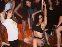 '¡Clase de pole dancing con resaca de despedida de soltera!', escribe Gaga en su red social. INSTAGRAM / ladygaga