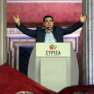 Tsipras anuncia que negociará con acreedores de Grecia