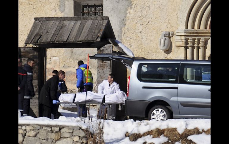 Los rescatistas de montaña encontraron los cuerpos sin vida de las víctimas el domingo por la mañana. AFP / J. P. Clatot
