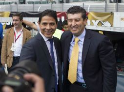El técnico de Leones Negros, Alfonso Sosa y José Manuel de la Torre. EL INFORMADOR / J. Mendoza