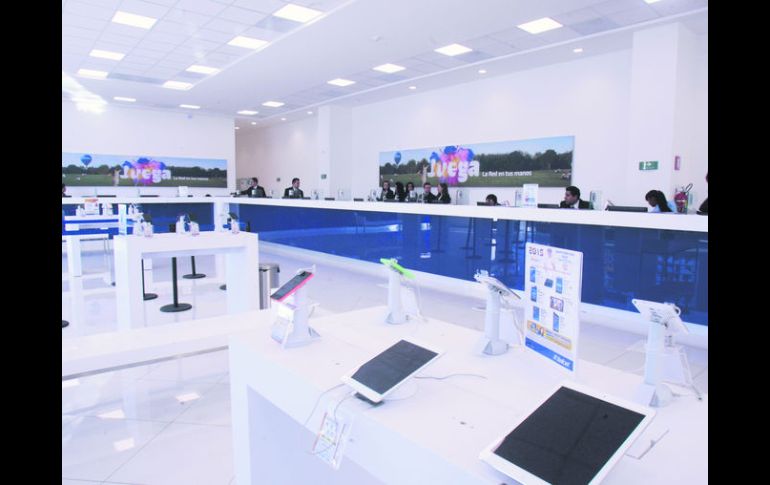 Nuevas instalaciones. Con el nuevo Centro de Atención a Clientes se cubre la zona Oriente de la metrópoli. EL INFORMADOR / E. Flores