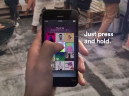 Con gestos simples, la interfaz de 'Touch Preview' busca la naturalidad de interacción. YOUTUBE /  SPOTIFY