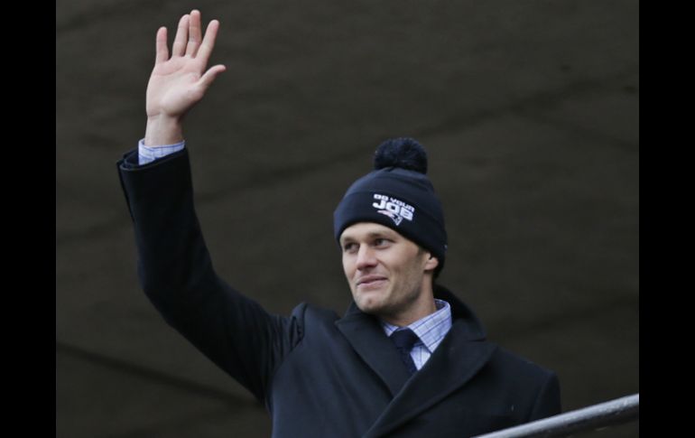 Brady decide salir adelante y saber que hay que lidiar con estos problemas. AP / C. Krupa