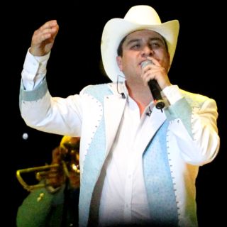 Julión Álvarez llegará al Auditorio Nacional en marzo