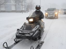 La alerta de las autoridades climatológicas continuará hasta el miércoles por la mañana debido a que se espera más caída de nieve. EFE / C. Gunther