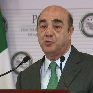 Normalistas fueron incinerados en basurero: PGR