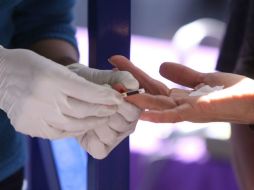 Una muestra de sangre arrojará información sobre las necesidades de cada paciente. NTX / ARCHIVO