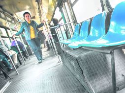 Condiciones. Usuarios y algunos choferes coincidieron en que las viejas unidades de trolebús presentan varios desperfectos. EL INFORMADOR /  F. Atilano