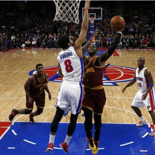 Kyrie Irving anota 55 puntos en victoria de Cavaliers