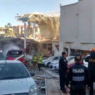 Detienen a chofer de pipa que explotó en hospital
