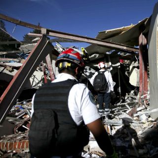 Mancera confirma dos muertos por explosión en hospital de Cuajimalpa