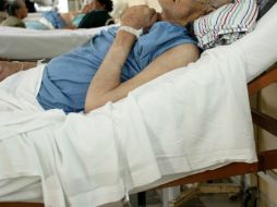 Resalta que una reacción adversa a la quimioterapia es la neutropenia, que es la disminución de las células. EL INFORMADOR / ARCHIVO