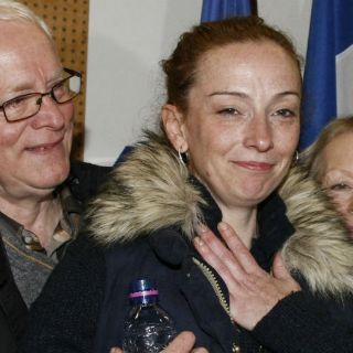 Juez rechaza demanda de Cassez contra Calderón