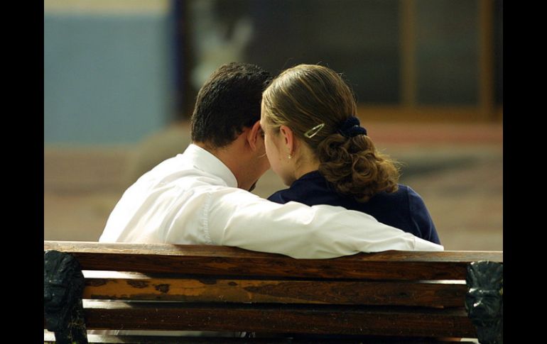 Lo sorprendente del hecho es que la mayoría de los que afirmaron ser infieles, lo son mientras viajan con su pareja. EL INFORMADOR / ARCHIVO