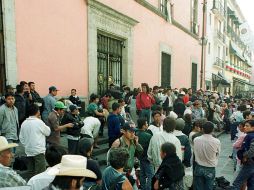 Los beneficiarios deben recordar que ningún tercero podrá cobrarles algún tipo de honorarios por gestión. NTX / ARCHIVO