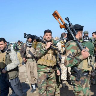 Kurdos iraquíes retoman zonas controladas por EI