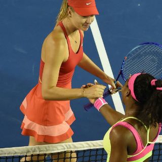 'Es frustrante irme con el trofeo pequeño', dice Sharapova
