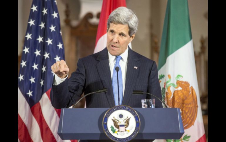 El secretario de Estado estadounidense, asegura que el gobierno de su país presionará a líderes cubanos en materia de democracia. EFE / A. Boghosian