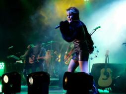 Alejandra Guzmán deleita a sus fans con sus más grandes éxitos. TWITTER / @Al3jandraGuzman