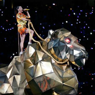 Katy Perry 'enciende' el Super Bowl