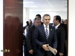 Pese al informe aprobado en el Congreso, el jefe de Gobierno del DF dice que la investigación en ámbito local no ha variado. SUN / ARCHIVO