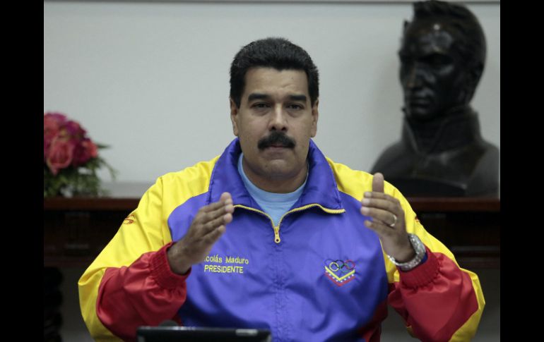Nicolás Maduro leyó el comunicado en el que mencionan las sanciones durante un acto público en Caracas. AFP / ARCHIVO