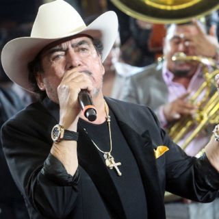 El cáncer nos sigue haciendo los mandados: Joan Sebastian
