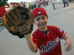 Buscan que los pequeños se adapten y empiecen a practicar el 'Rey de los deportes'. EL INFORMADOR / ARCHIVO