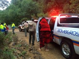 Elementos de Protección Civil lograron rescatarlos hasta la madrugada del martes. TWITTER / @PCJalisco