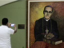 El Papa Francisco aprobó este martes el decreto que reconoce el ''martirio'' de Romero en ''odium fidei'', ''odio a la fe''. EFE / ARCHIVO