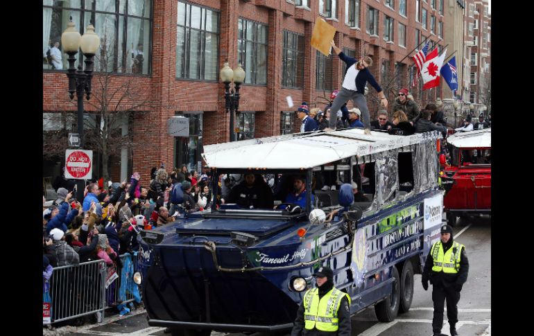 El título de los Pats emocionó a todos los aficionados en Boston. AP / W. Townson