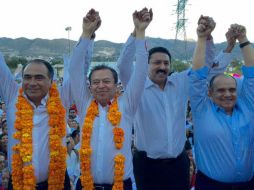 En su cuenta de Twitter, el dirigente del PRI confía en que Héctor Astudillo construya una candidatura de unidad. TWITTER / @CCQ_PRI